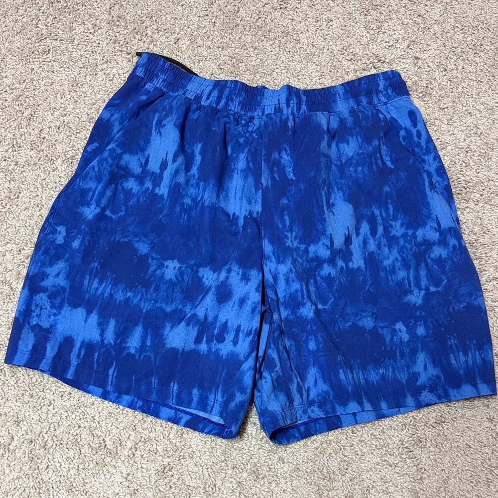 Men’s Lululemon 7in Blue Tie-Dye Shorts